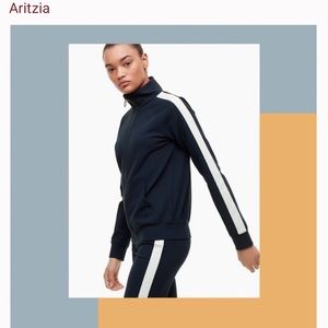 Womens Aritzia This is the Constant athletic jacket outdoor workout athletic